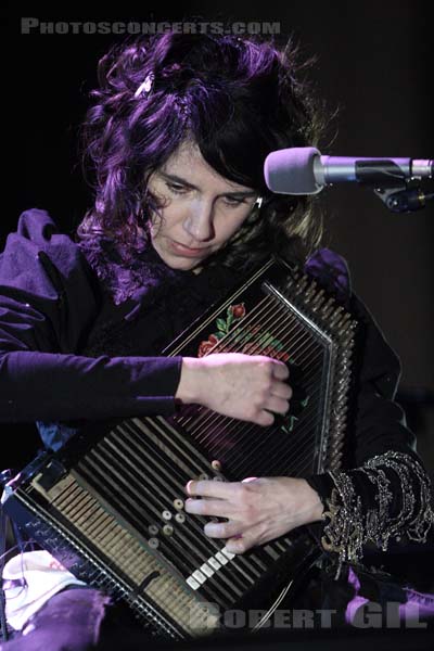 PJ HARVEY - 2007-11-16 - PARIS - Grand Rex - 